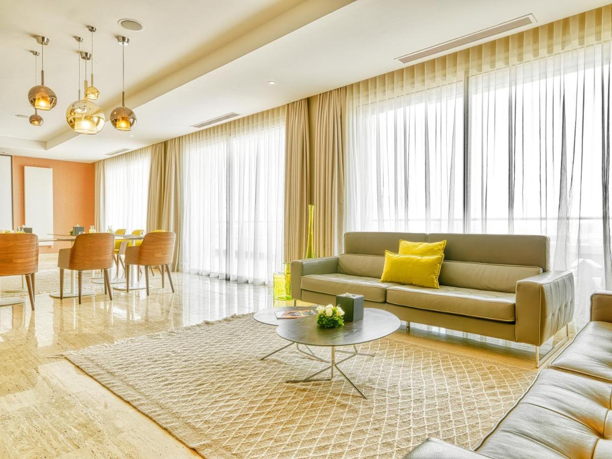 Lobby & Réception — ADAM Hotel Suites Tunis