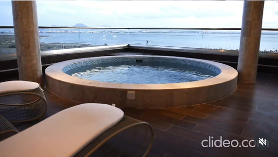 Jacuzzi ADAM Hotel Suites